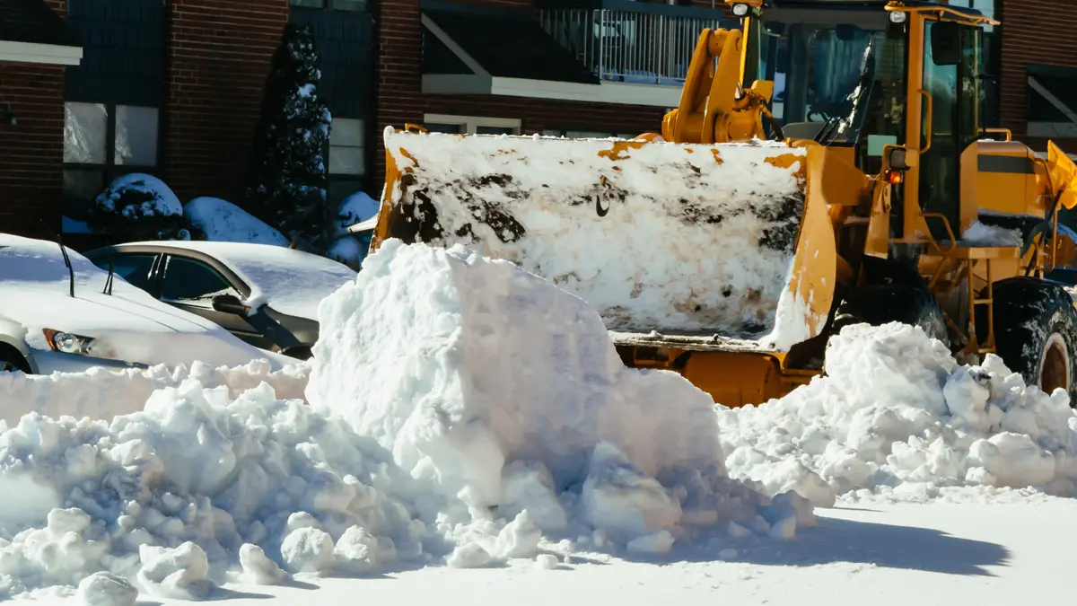 Clearing The Road From Snow Snow Removal Vehicle R 2025 03 27 05 43 29 Utc